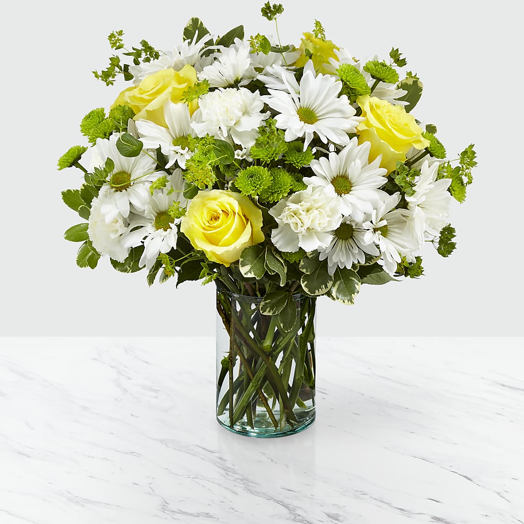 Happy Day Bouquet – MCKNIGHT'S FLOWERSHOPPE INC., Peterborough ON