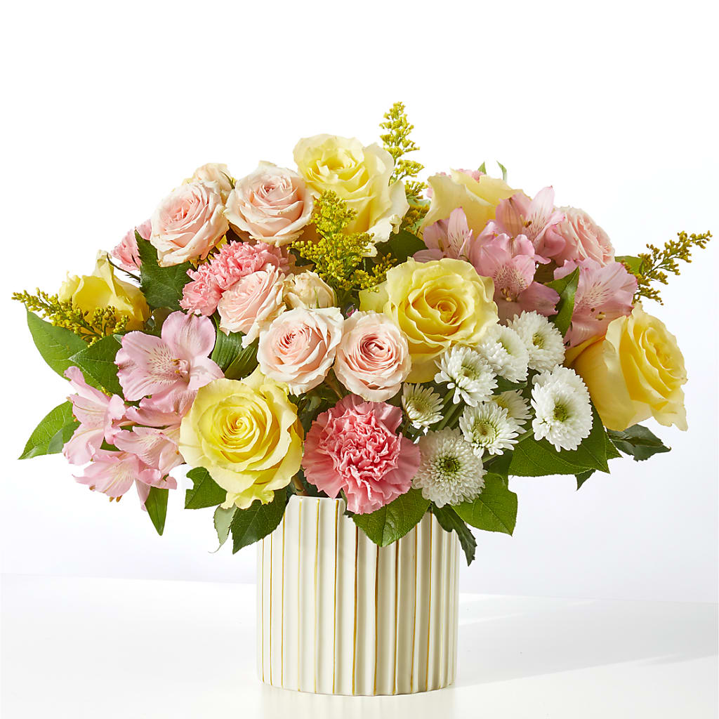 Watercolors Bouquet – MCKNIGHT'S FLOWERSHOPPE INC., Peterborough ON