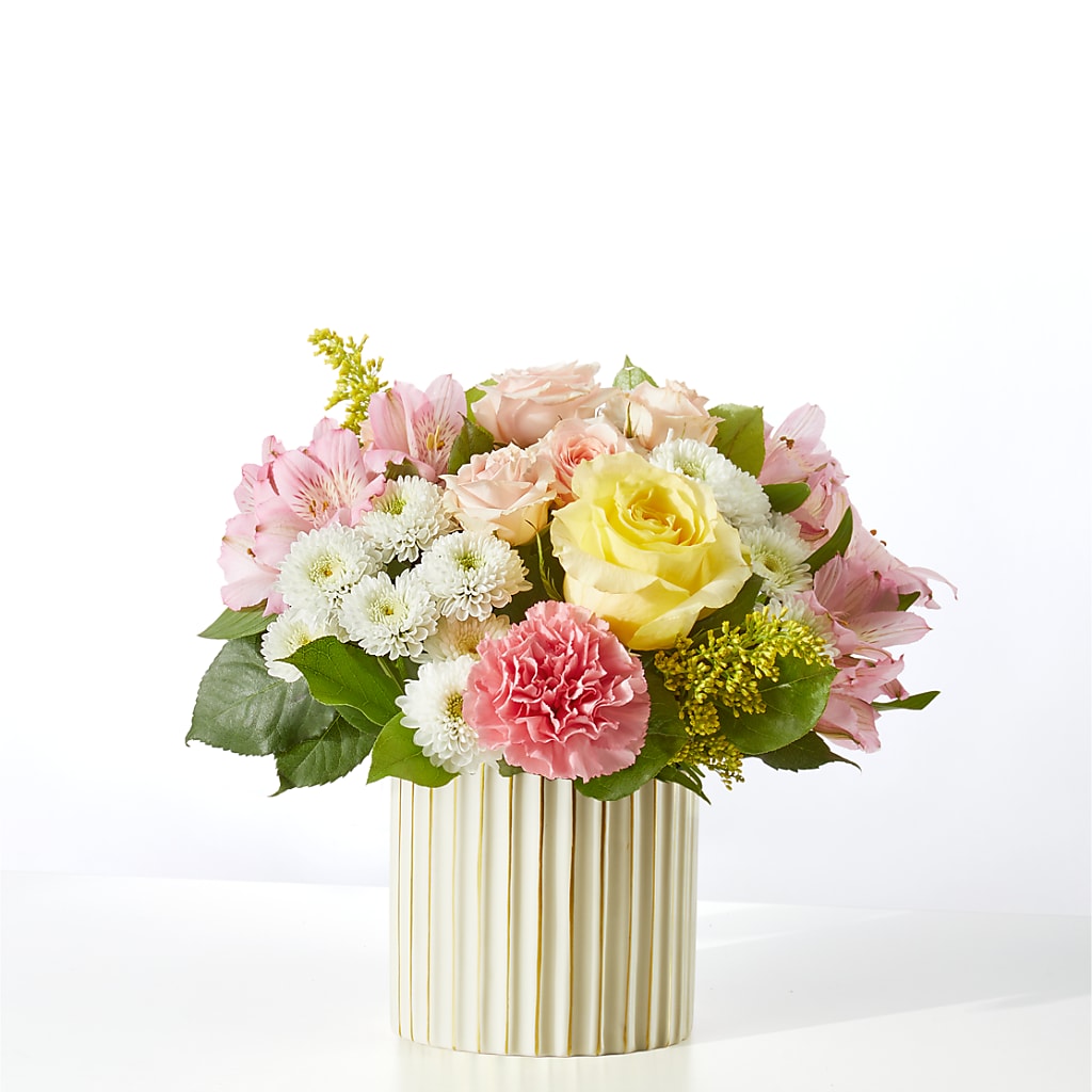 Watercolors Bouquet – MCKNIGHT'S FLOWERSHOPPE INC., Peterborough ON