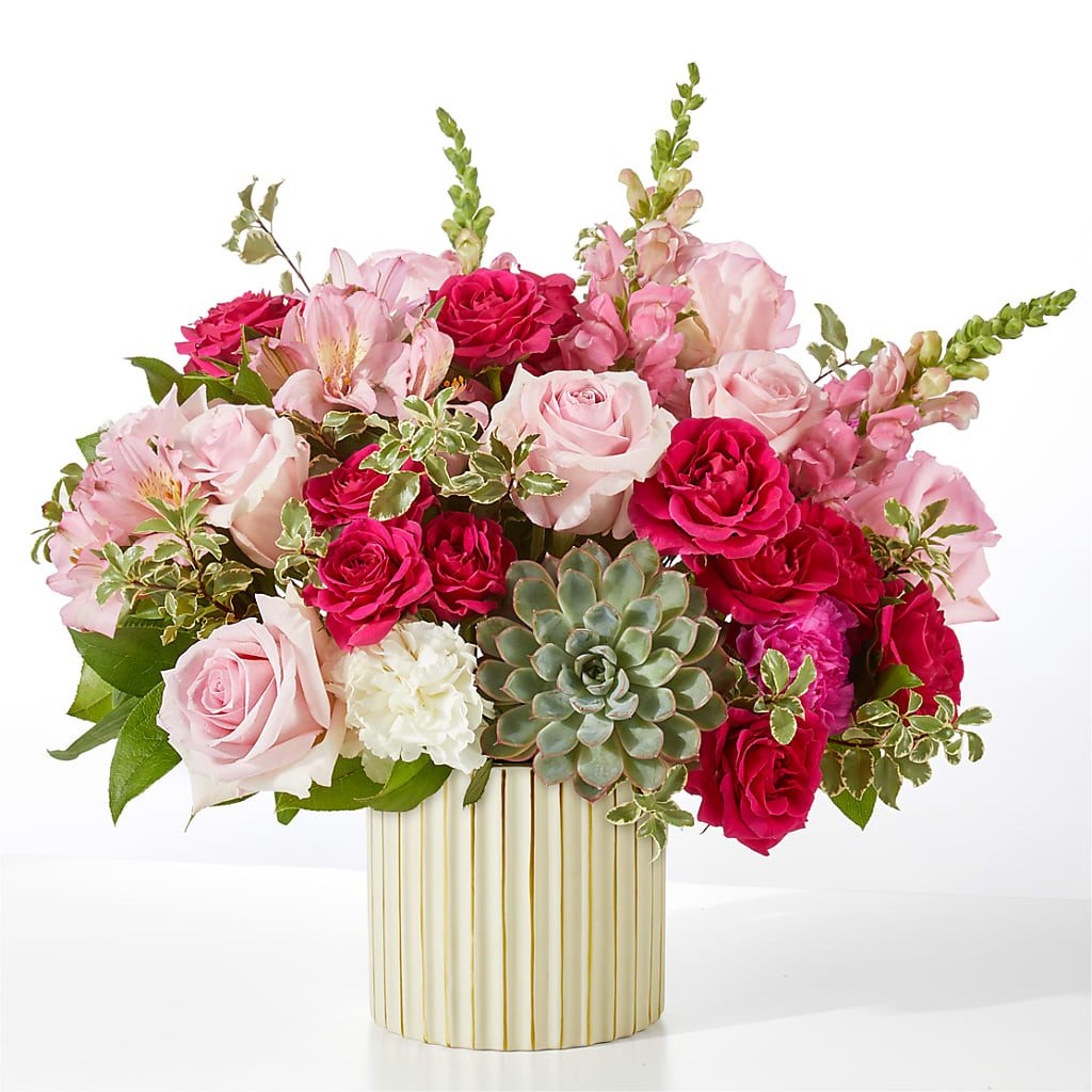 Magenta Musings Bouquet – MCKNIGHT'S FLOWERSHOPPE INC., Peterborough ON