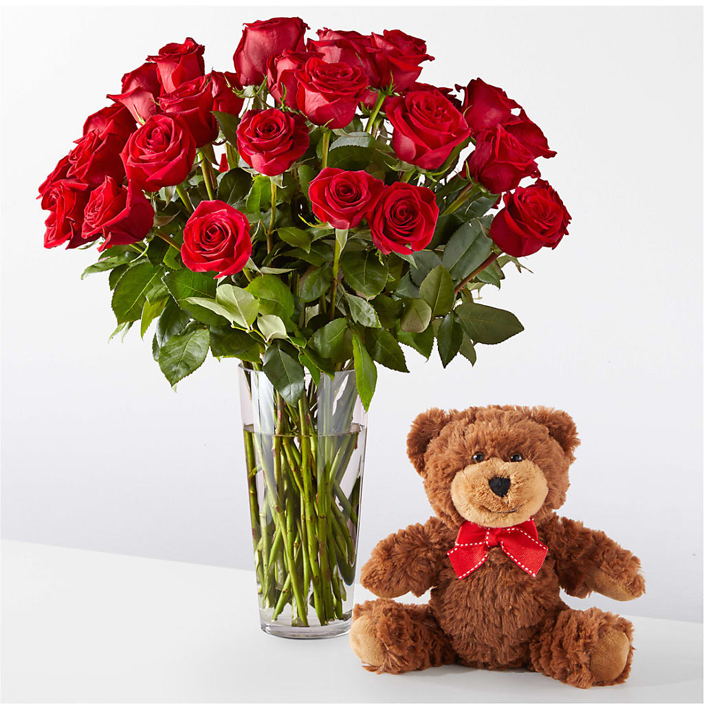 Romantic Long Stem Red Rose Bouquet Bundles – MCKNIGHT'S FLOWERSHOPPE INC., Peterborough ON