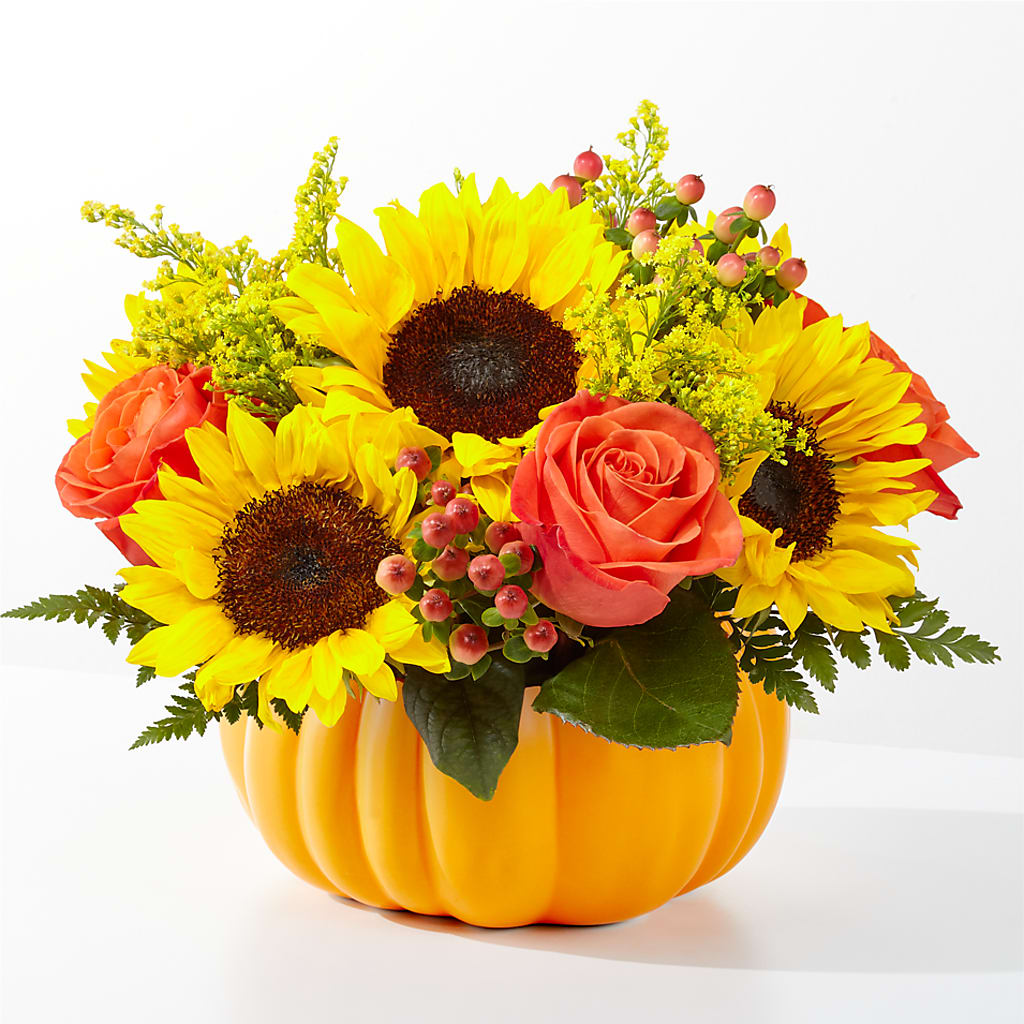 Pick of the Patch Pumpkin Bouquet – MCKNIGHT'S FLOWERSHOPPE INC., Peterborough ON