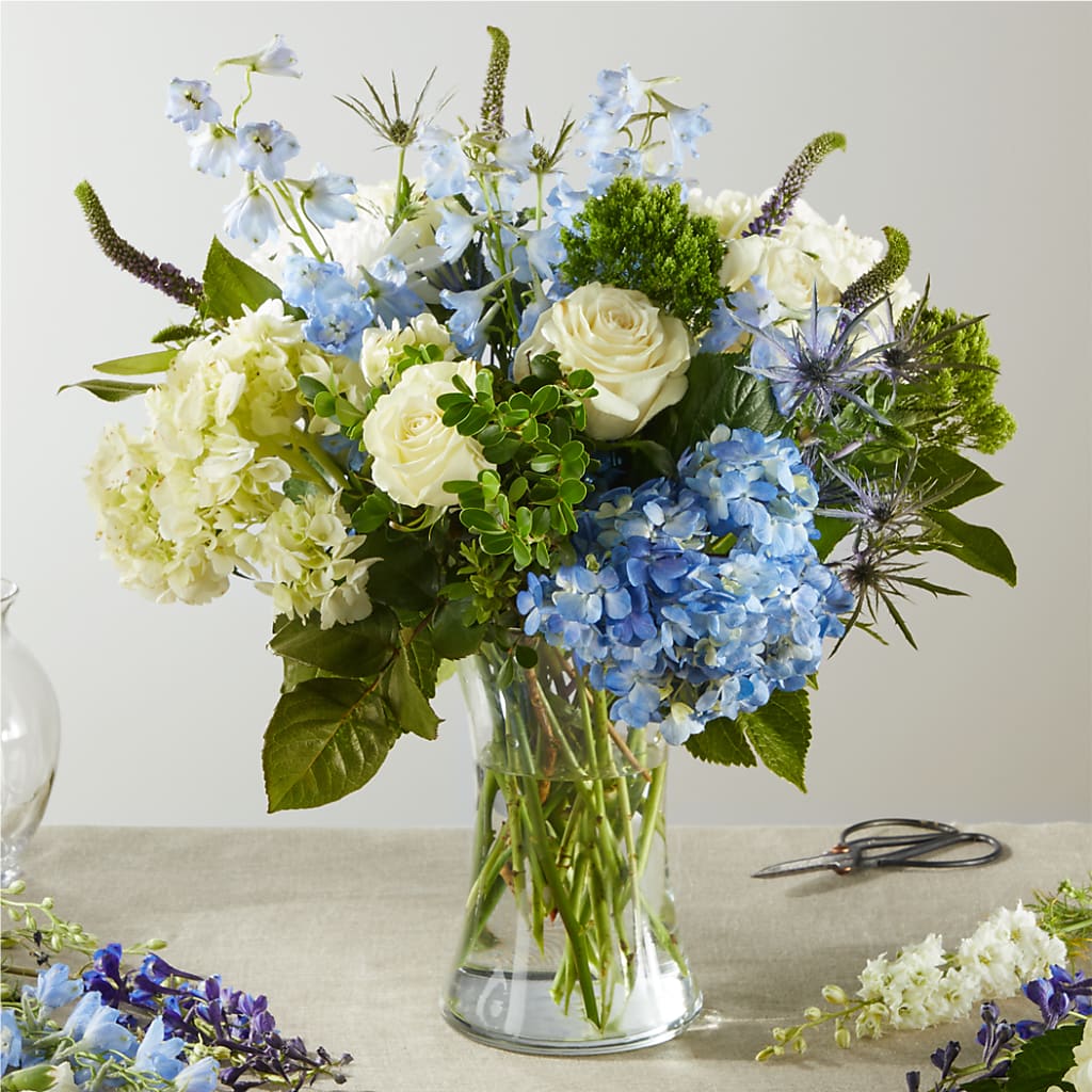 Festival of Lights – A Florist Original – MCKNIGHT'S FLOWERSHOPPE INC., Peterborough ON