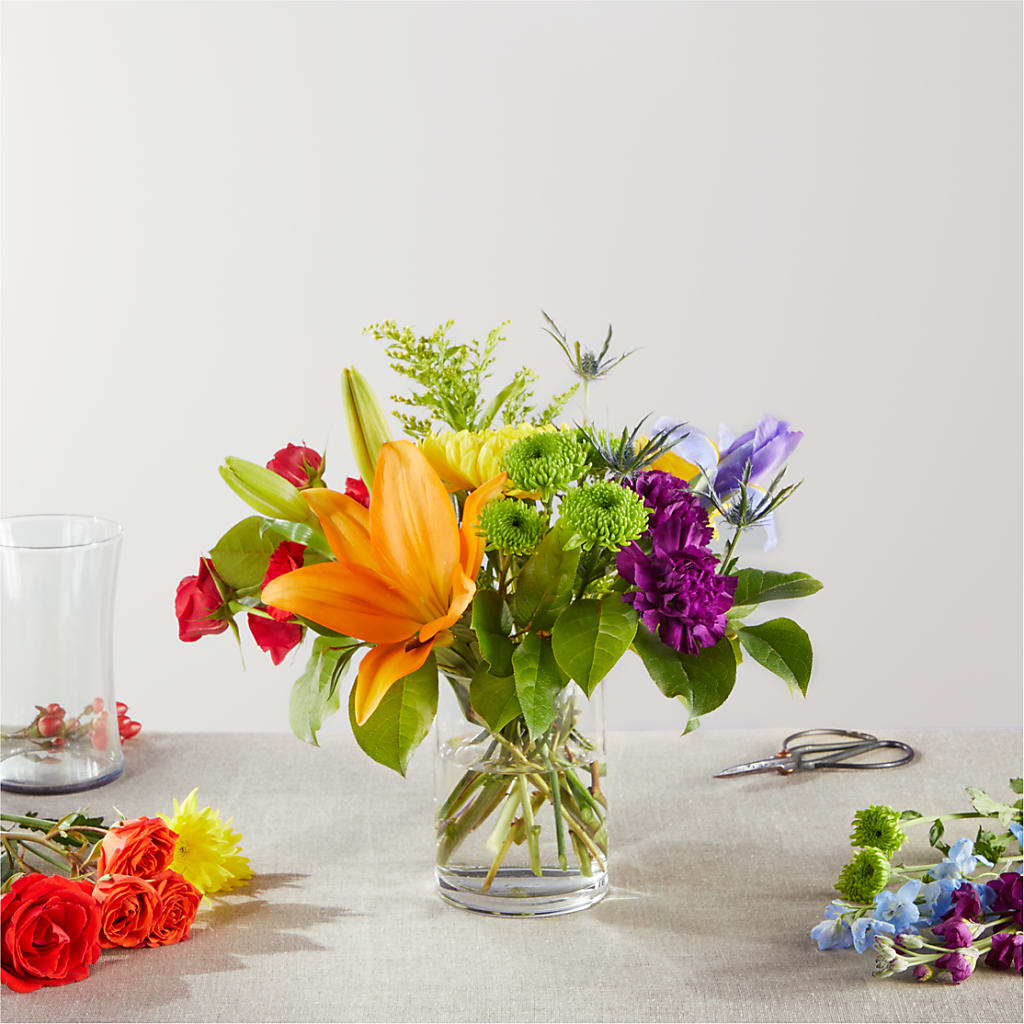 Summer Spectra - A Florist Original – MCKNIGHT'S FLOWERSHOPPE INC., Peterborough ON