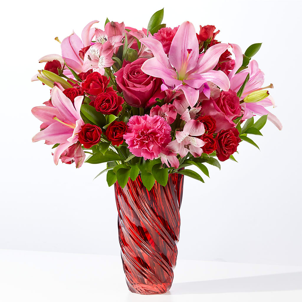 In Love Bouquet with Luxe Swirl Vase – MCKNIGHT'S FLOWERSHOPPE INC., Peterborough ON