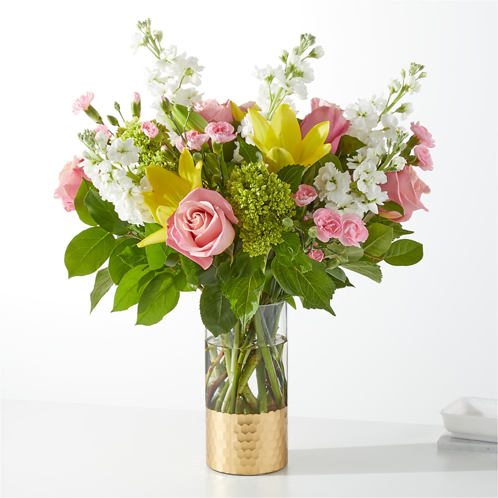 Garden Delight Bouquet – MCKNIGHT'S FLOWERSHOPPE INC., Peterborough ON