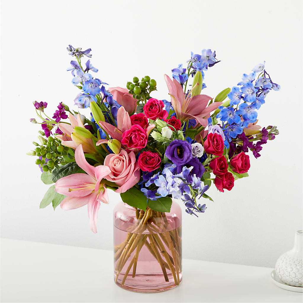 Breezy Meadows Bouquet – MCKNIGHT'S FLOWERSHOPPE INC., Peterborough ON