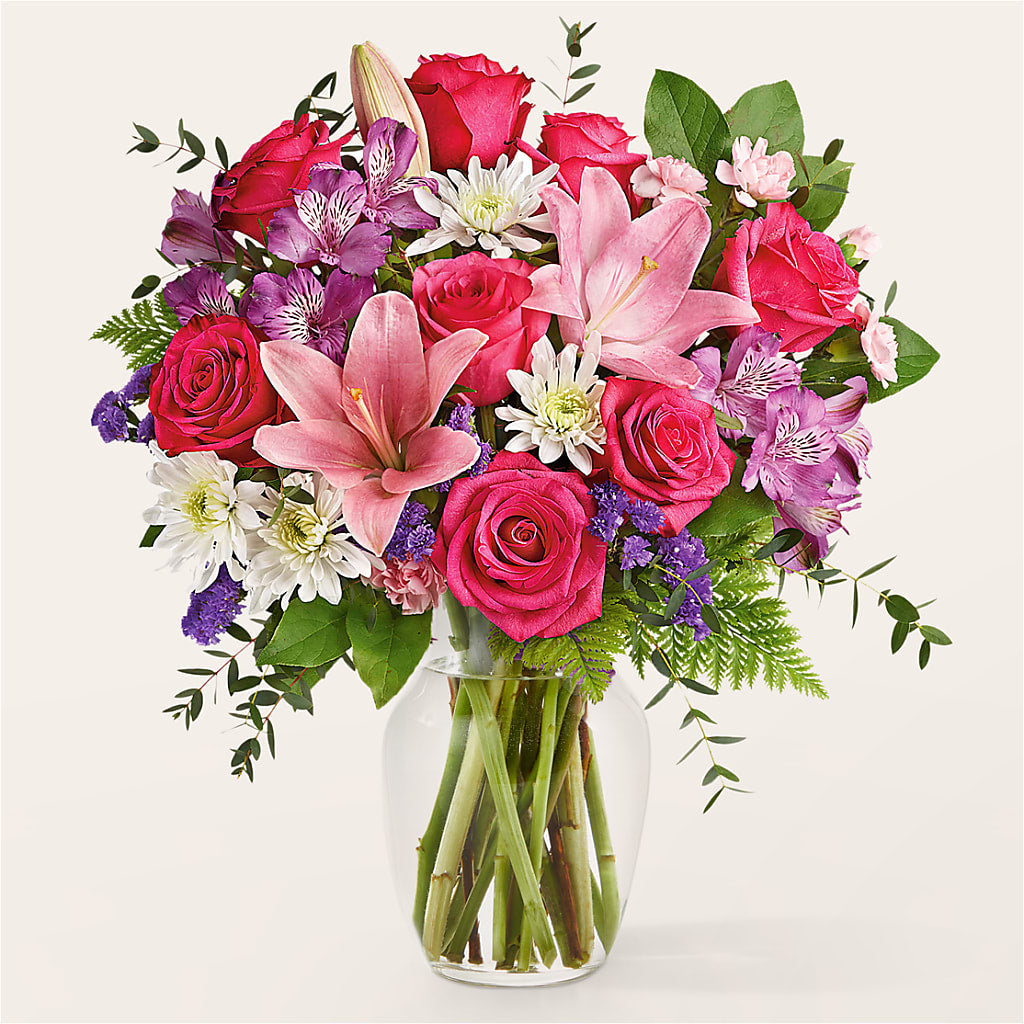 Lace & Pearls Bouquet – MCKNIGHT'S FLOWERSHOPPE INC., Peterborough ON