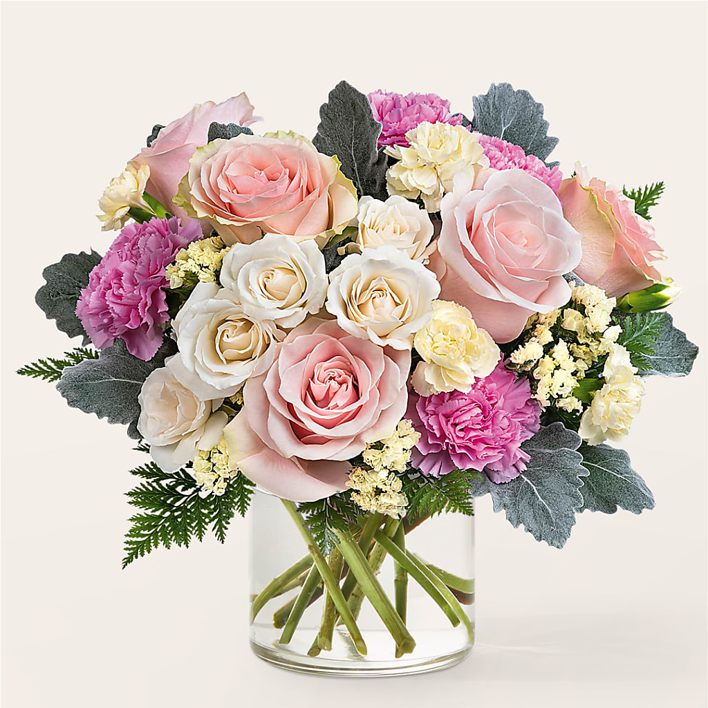 Blissful Moments Bouquet – MCKNIGHT'S FLOWERSHOPPE INC., Peterborough ON