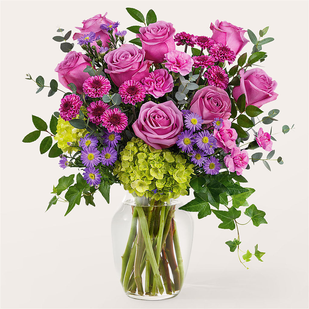 Whispering Garden Bouquet – MCKNIGHT'S FLOWERSHOPPE INC., Peterborough ON