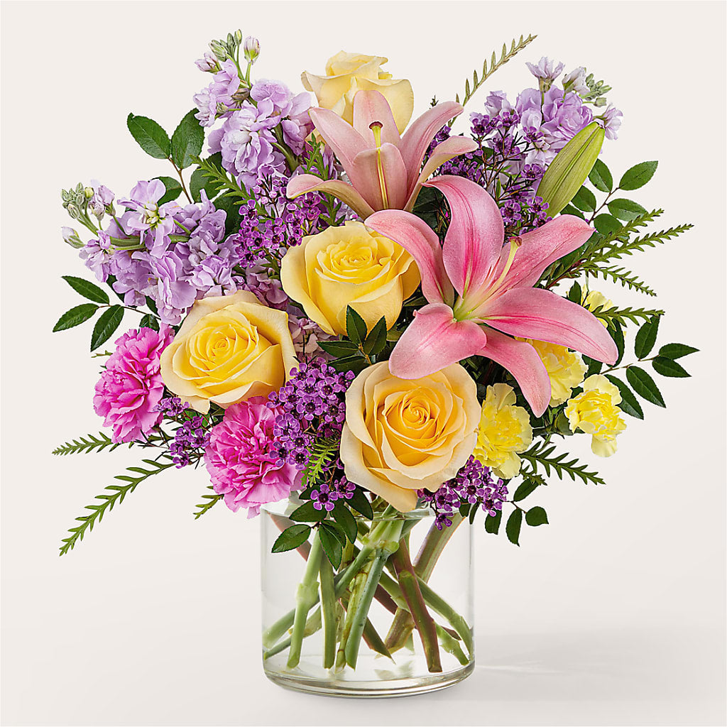 Jubilee Bouquet – MCKNIGHT'S FLOWERSHOPPE INC., Peterborough ON