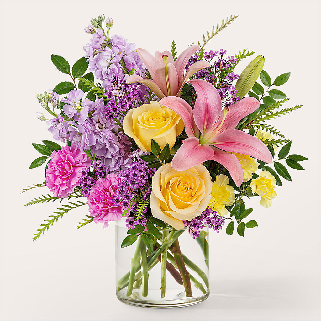 Jubilee Bouquet – MCKNIGHT'S FLOWERSHOPPE INC., Peterborough ON