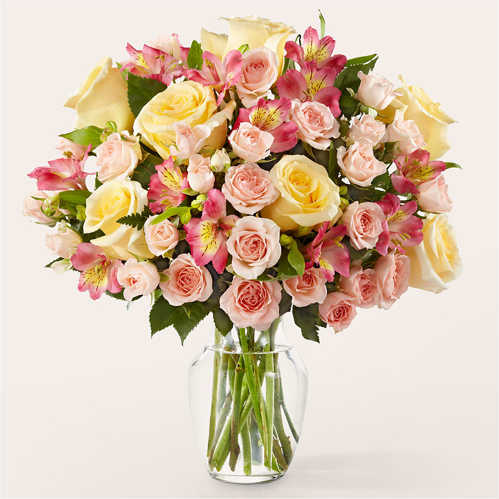 Just Lovely Bouquet – MCKNIGHT'S FLOWERSHOPPE INC., Peterborough ON
