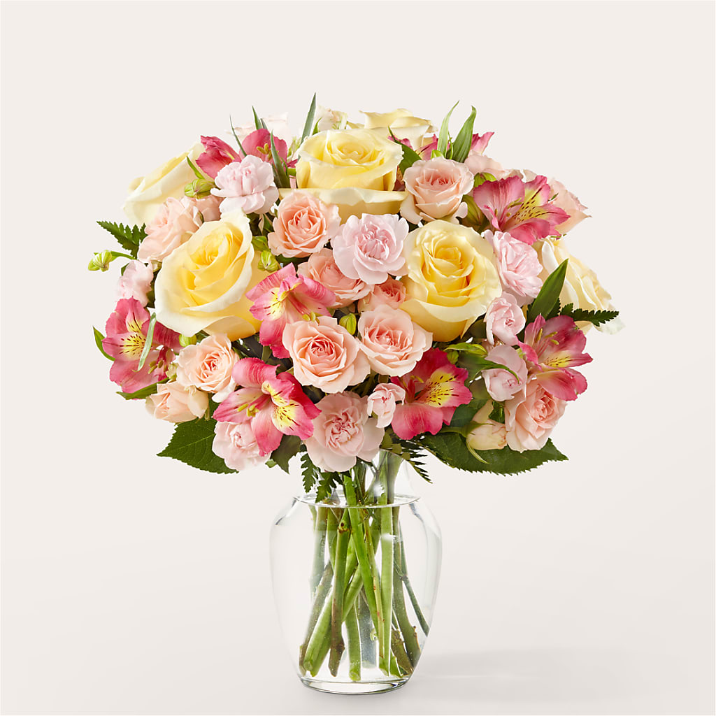 Just Lovely Bouquet – MCKNIGHT'S FLOWERSHOPPE INC., Peterborough ON