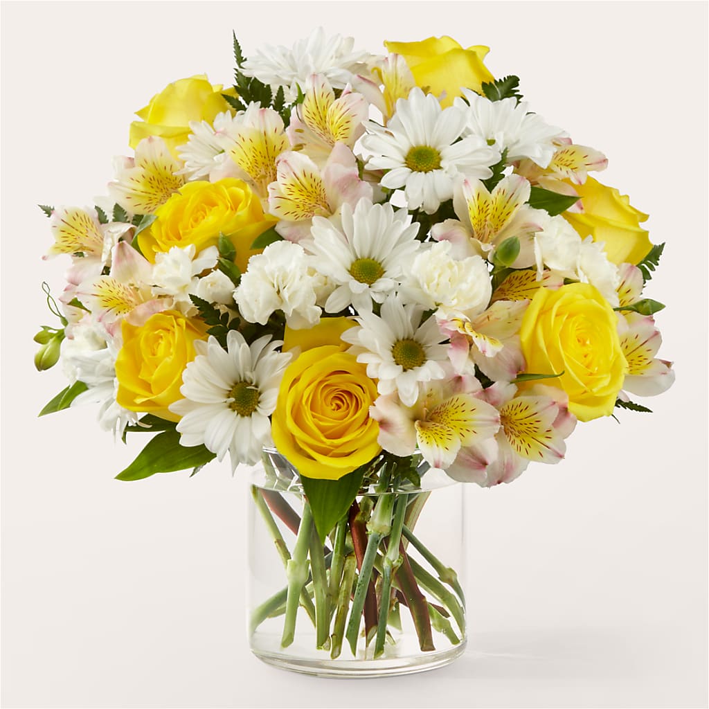 Gleeful Bouquet – MCKNIGHT'S FLOWERSHOPPE INC., Peterborough ON