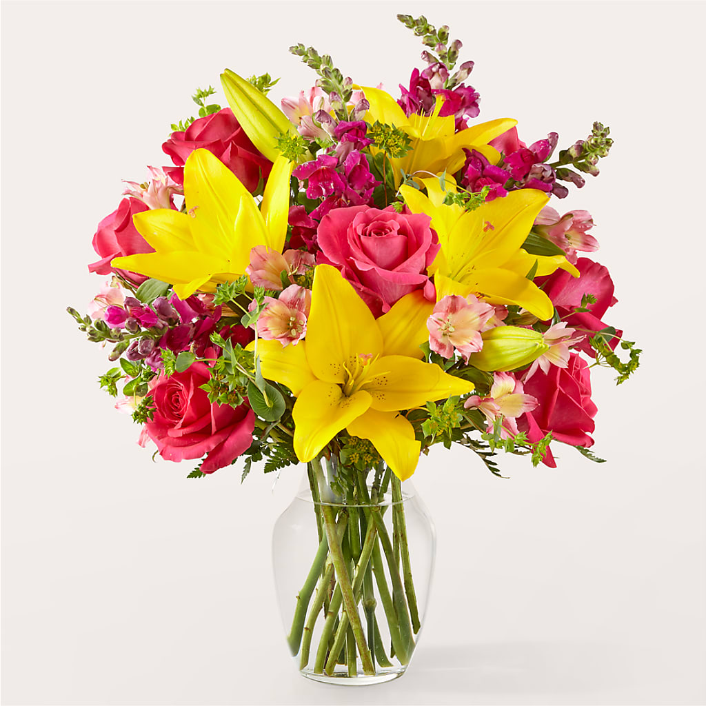Lovely Day Bouquet – MCKNIGHT'S FLOWERSHOPPE INC., Peterborough ON
