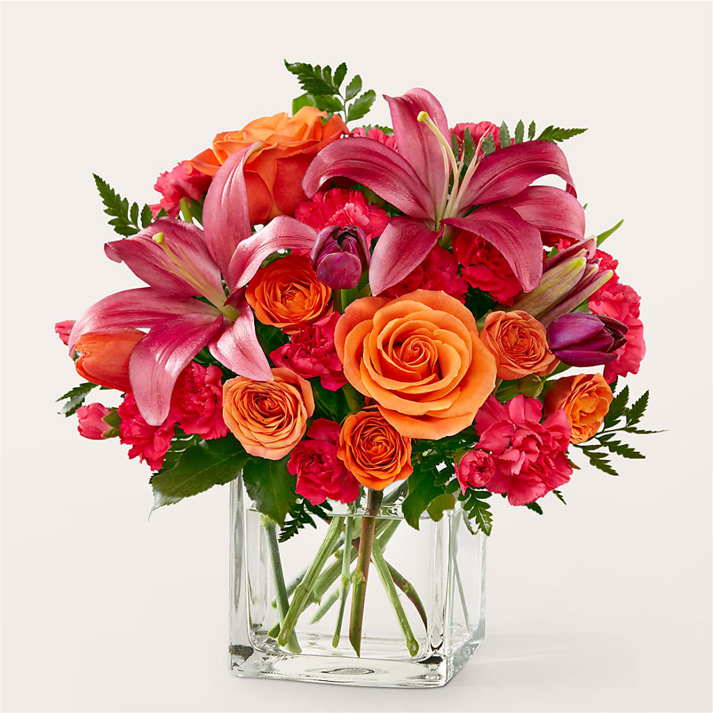 Lucky Lily Bouquet – MCKNIGHT'S FLOWERSHOPPE INC., Peterborough ON