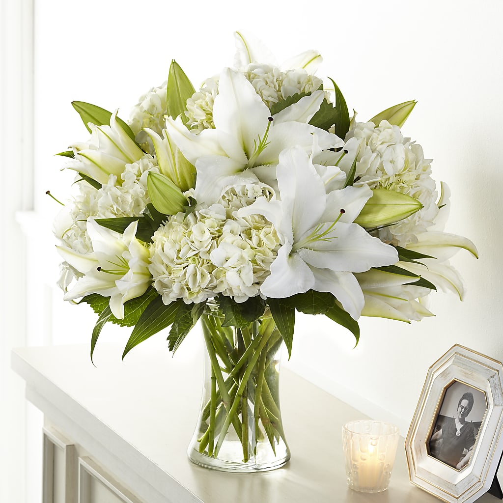 Compassionate Lily Bouquet – MCKNIGHT'S FLOWERSHOPPE INC., Peterborough ON
