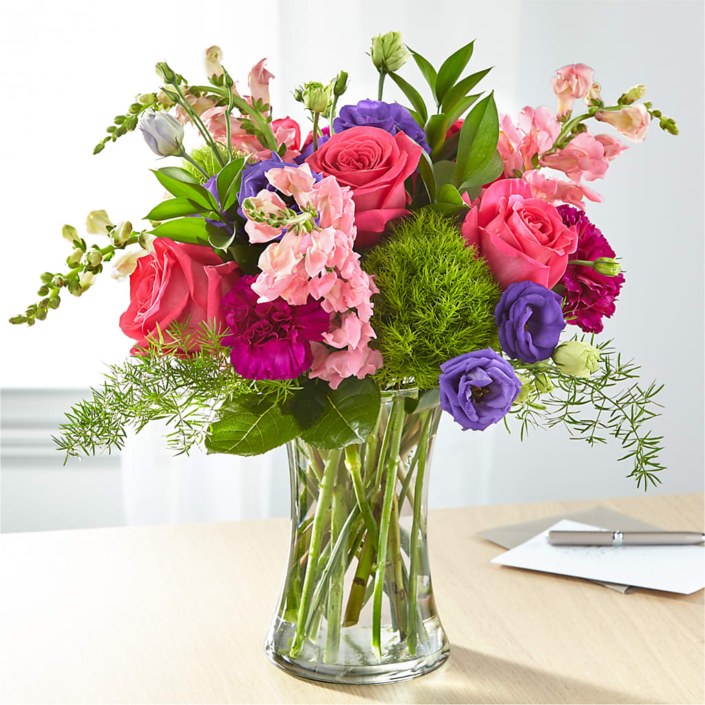 Charm & Comfort Bouquet – MCKNIGHT'S FLOWERSHOPPE INC., Peterborough ON