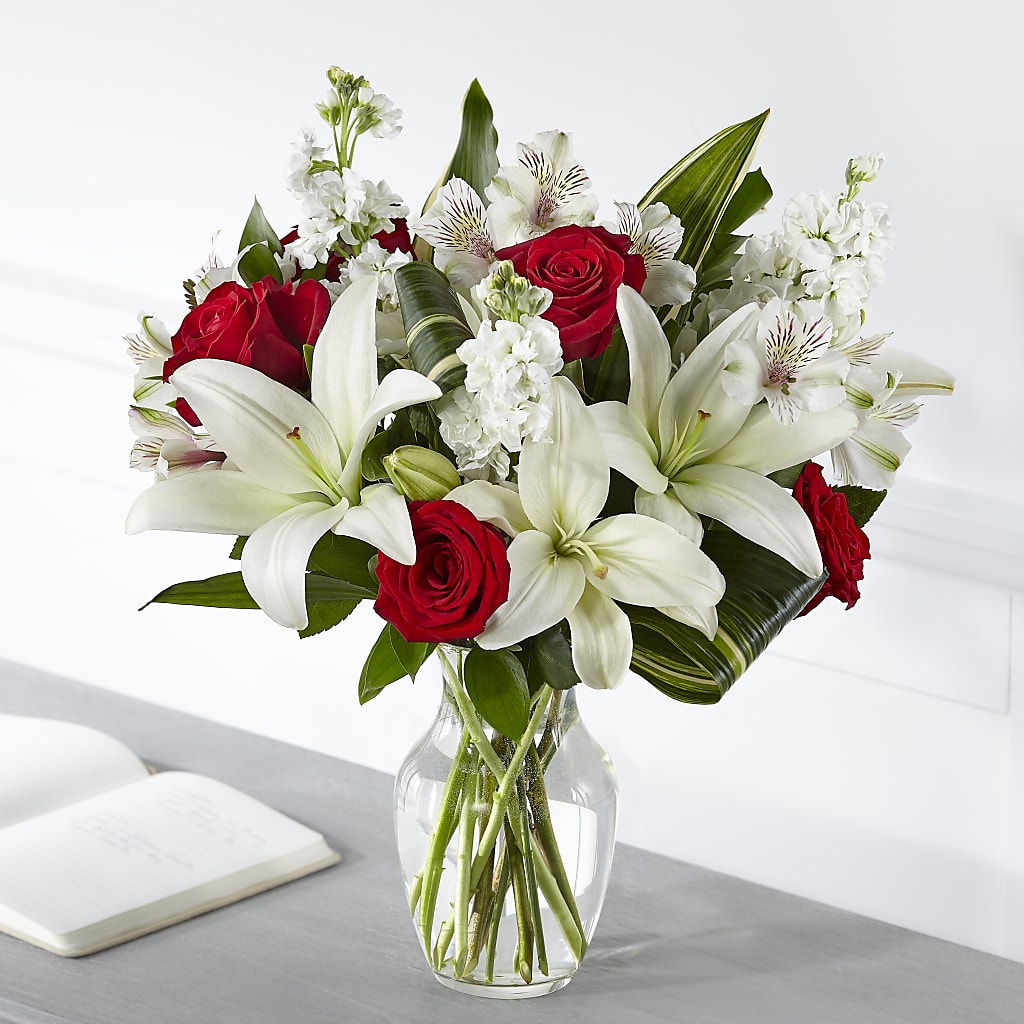 Loving Respect Bouquet – MCKNIGHT'S FLOWERSHOPPE INC., Peterborough ON