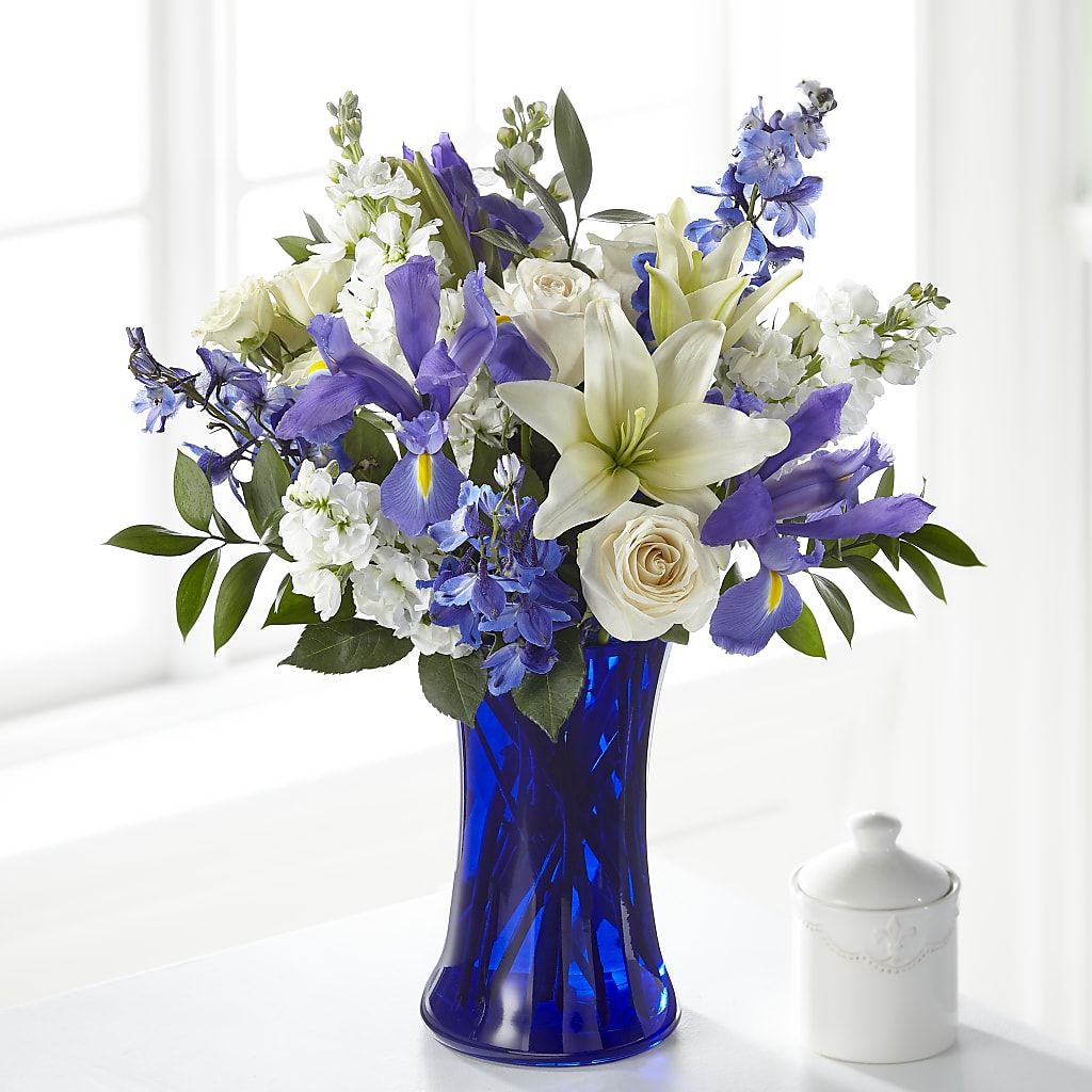 Calming Comfort Bouquet – MCKNIGHT'S FLOWERSHOPPE INC., Peterborough ON