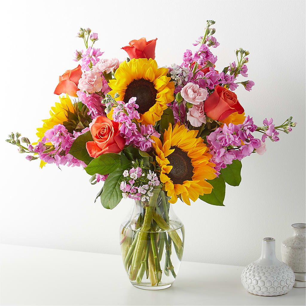 Yellow Brick Road Bouquet – MCKNIGHT'S FLOWERSHOPPE INC., Peterborough ON
