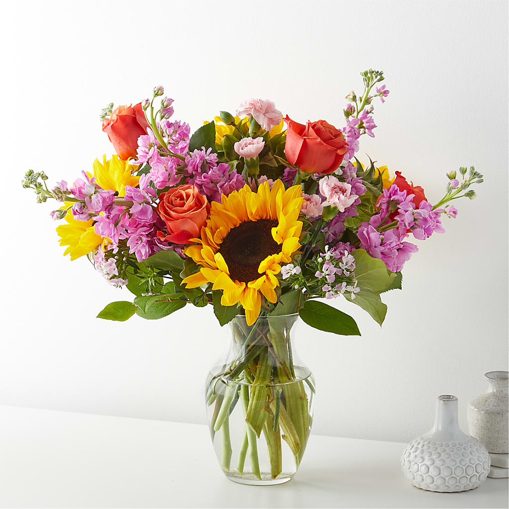 Yellow Brick Road Bouquet – MCKNIGHT'S FLOWERSHOPPE INC., Peterborough ON