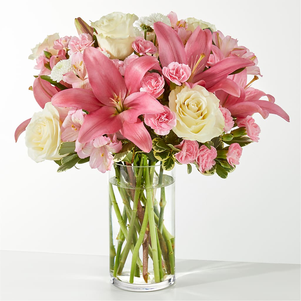 Piece of Cake Bouquet – MCKNIGHT'S FLOWERSHOPPE INC., Peterborough ON