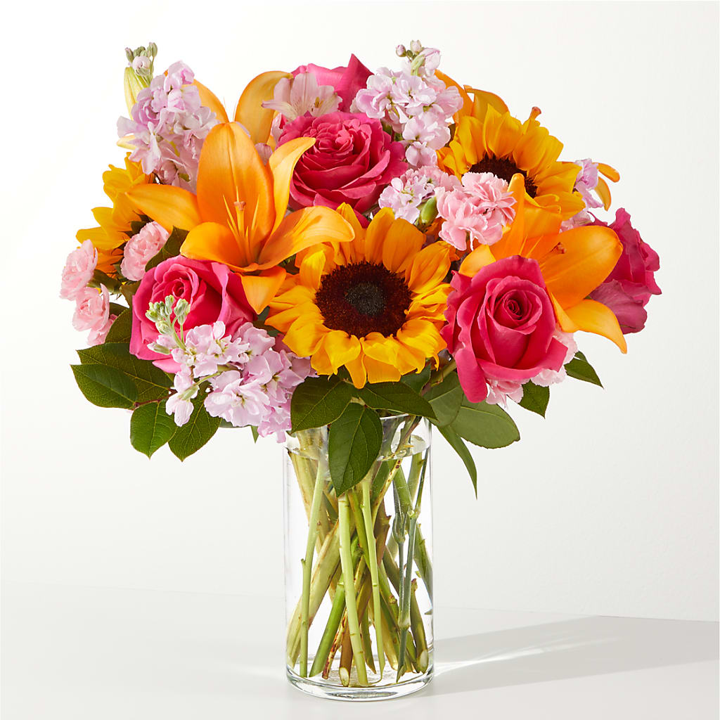 In Full Swing Bouquet – MCKNIGHT'S FLOWERSHOPPE INC., Peterborough ON