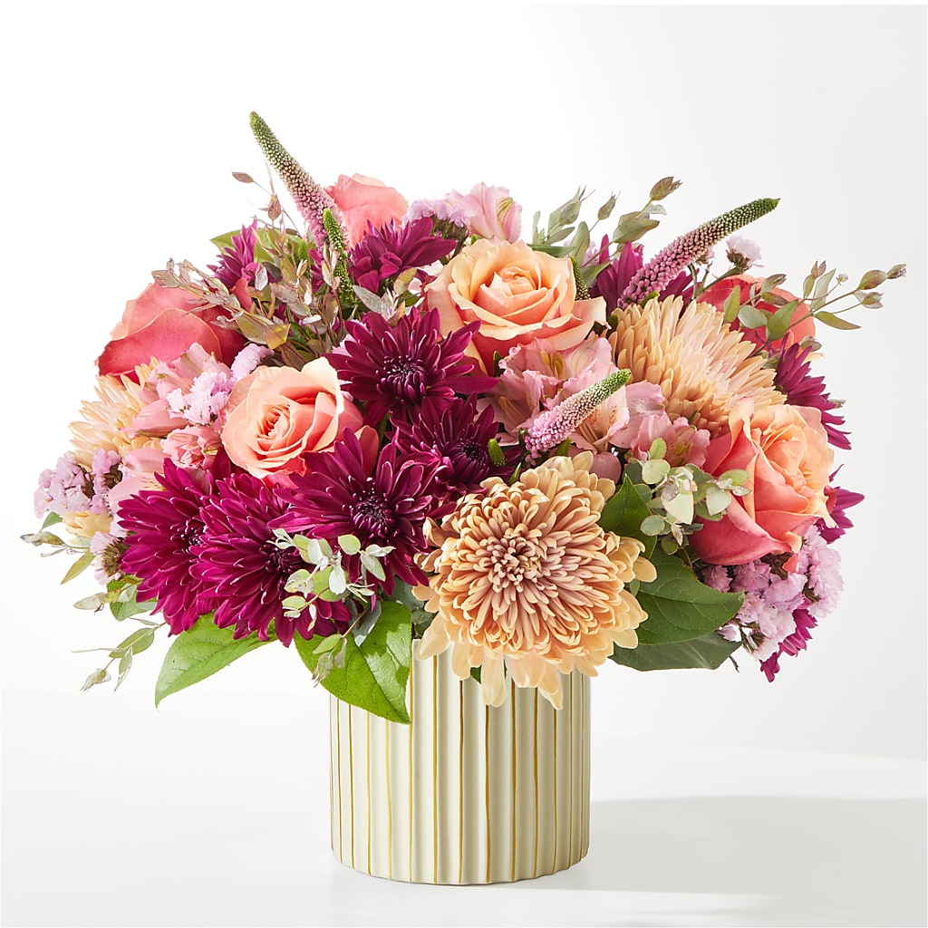 Berry Cobbler Bouquet with Ivory Vase – MCKNIGHT'S FLOWERSHOPPE INC., Peterborough ON