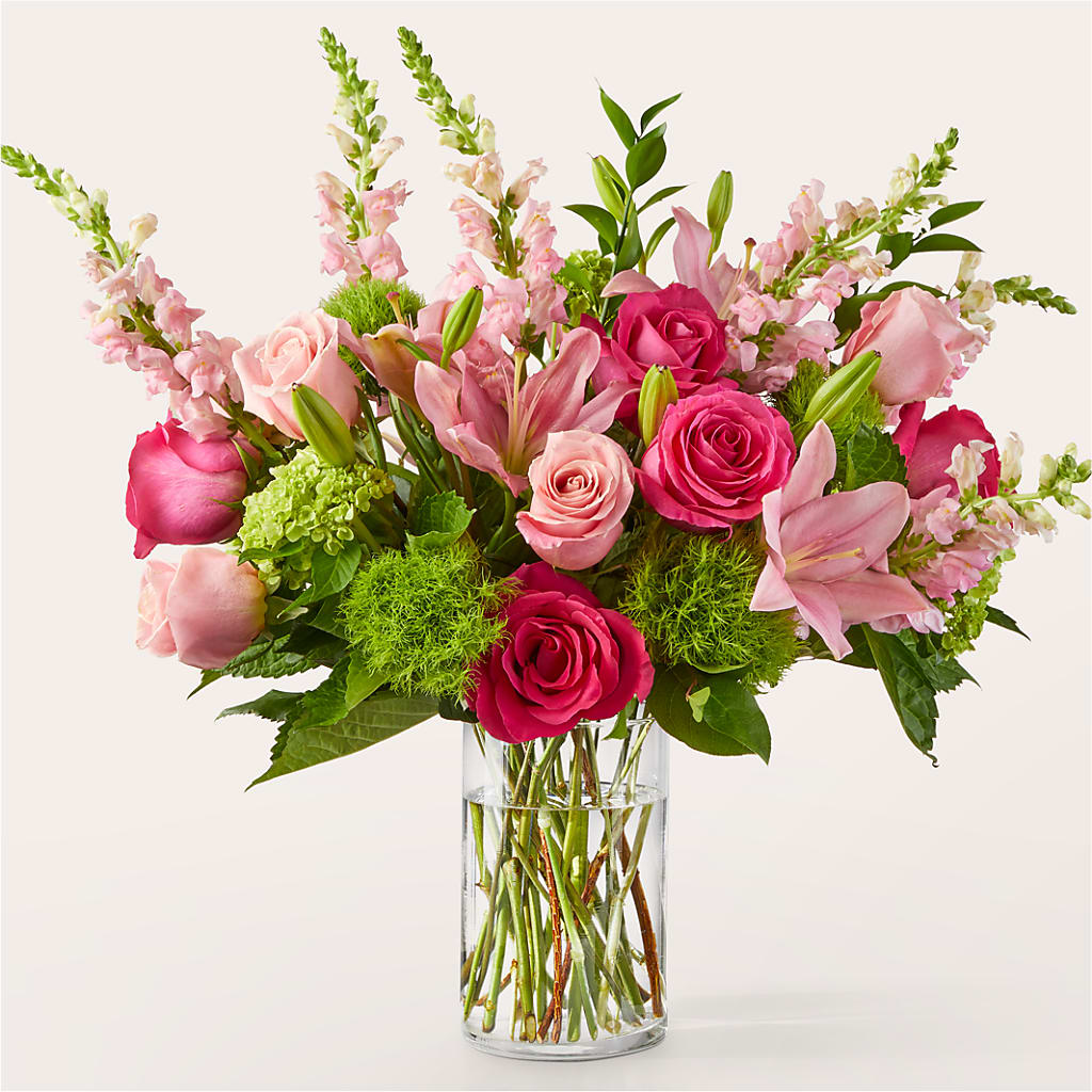 Fit for a Queen Luxury Bouquet – MCKNIGHT'S FLOWERSHOPPE INC., Peterborough ON