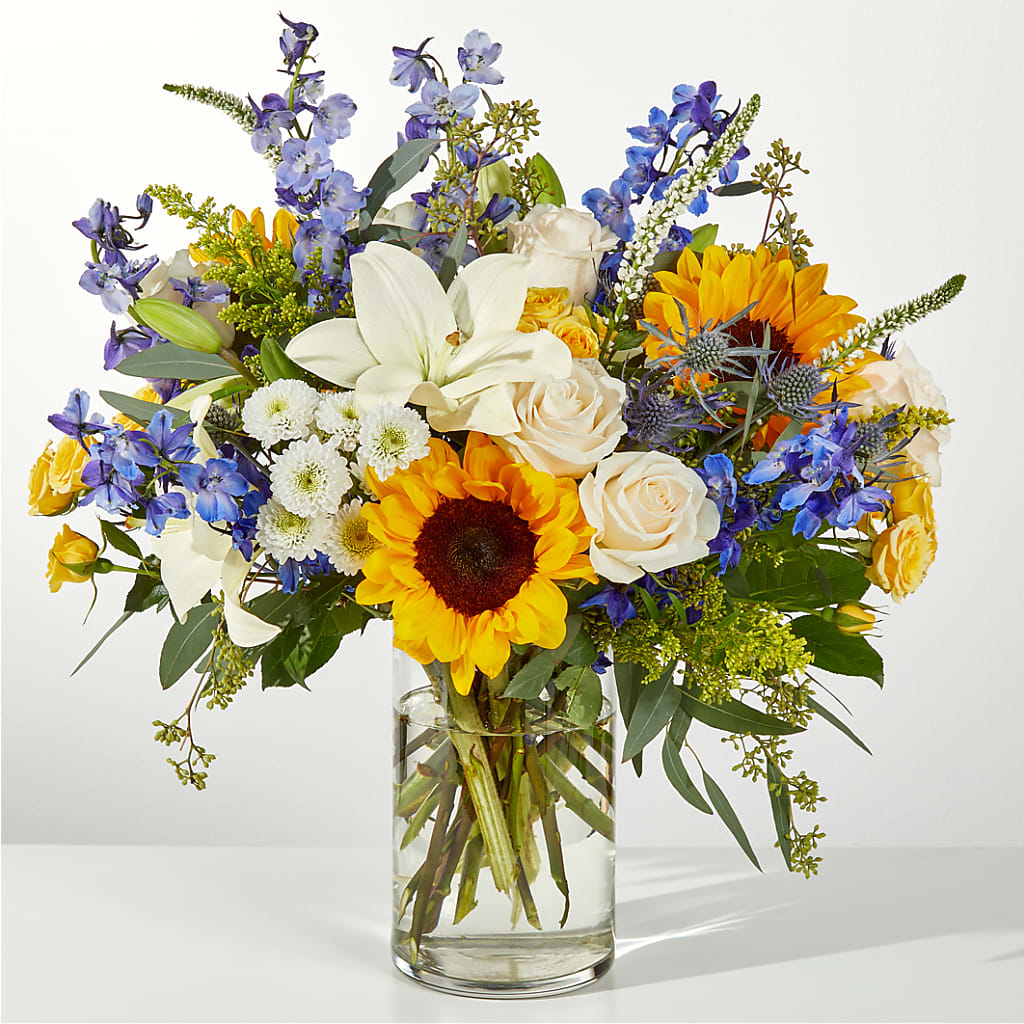 Wonderfully Sunny Bouquet – MCKNIGHT'S FLOWERSHOPPE INC., Peterborough ON