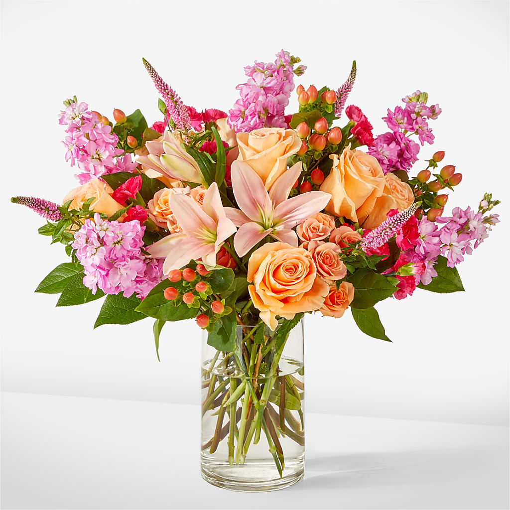 Bisous Bouquet – MCKNIGHT'S FLOWERSHOPPE INC., Peterborough ON