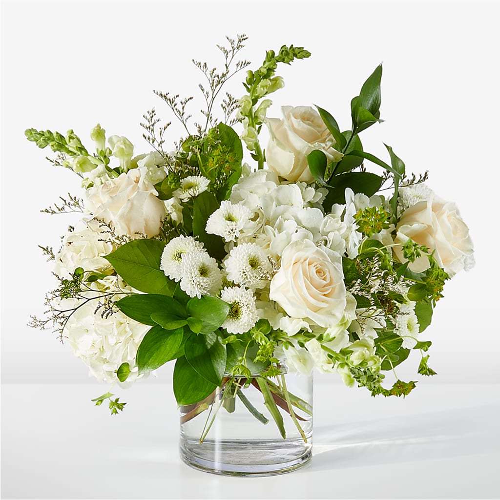 Hint of Vanilla Bouquet – MCKNIGHT'S FLOWERSHOPPE INC., Peterborough ON
