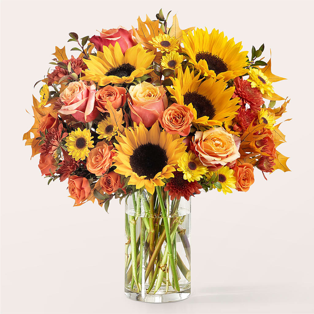 Fluttering Foliage Bouquet – MCKNIGHT'S FLOWERSHOPPE INC., Peterborough ON
