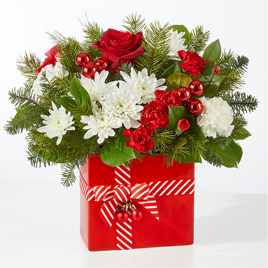 Presents Under the Tree Bouquet – MCKNIGHT'S FLOWERSHOPPE INC., Peterborough ON