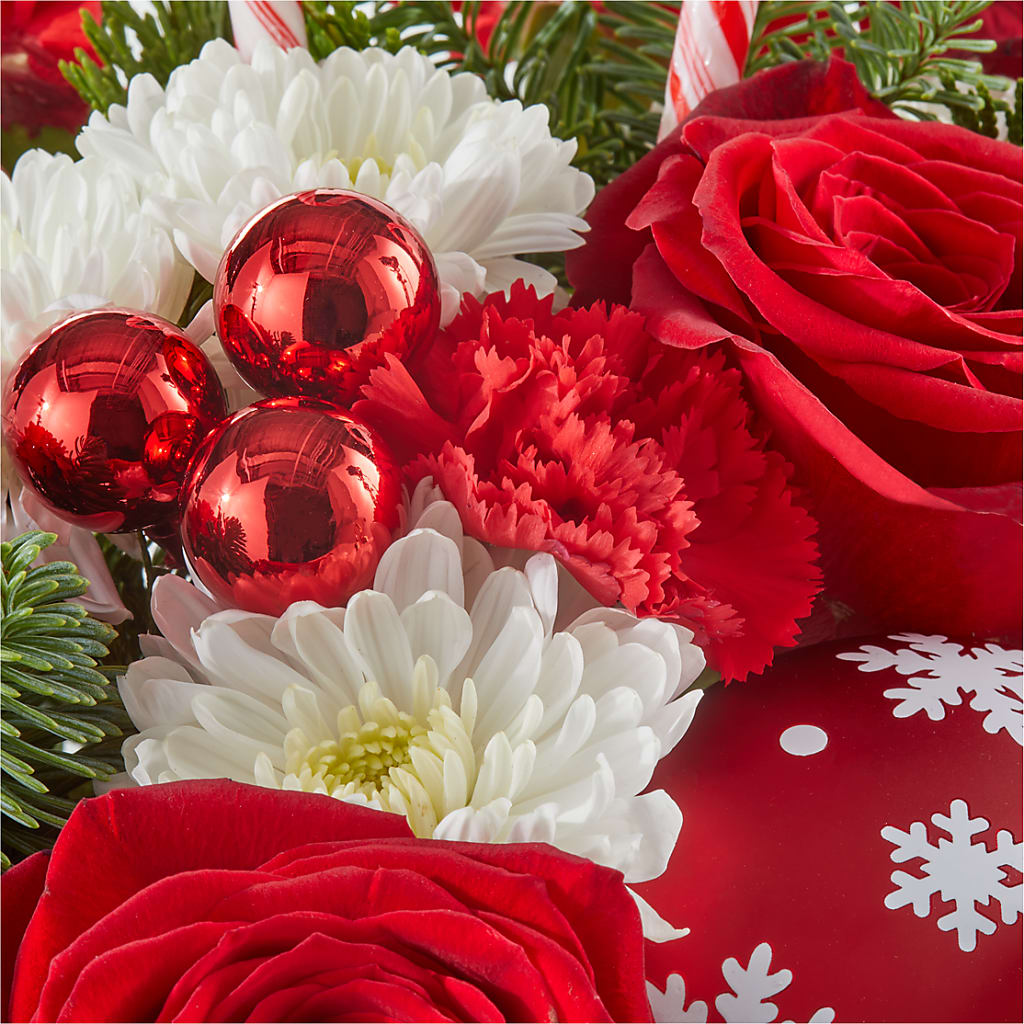 Cheer in the Air Ornament – MCKNIGHT'S FLOWERSHOPPE INC., Peterborough ON