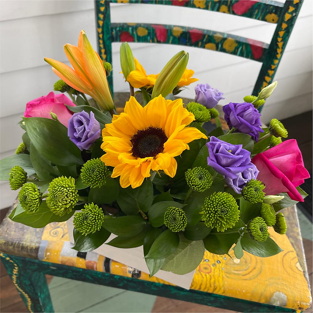 Best Day Box Bouquet – MCKNIGHT'S FLOWERSHOPPE INC., Peterborough ON