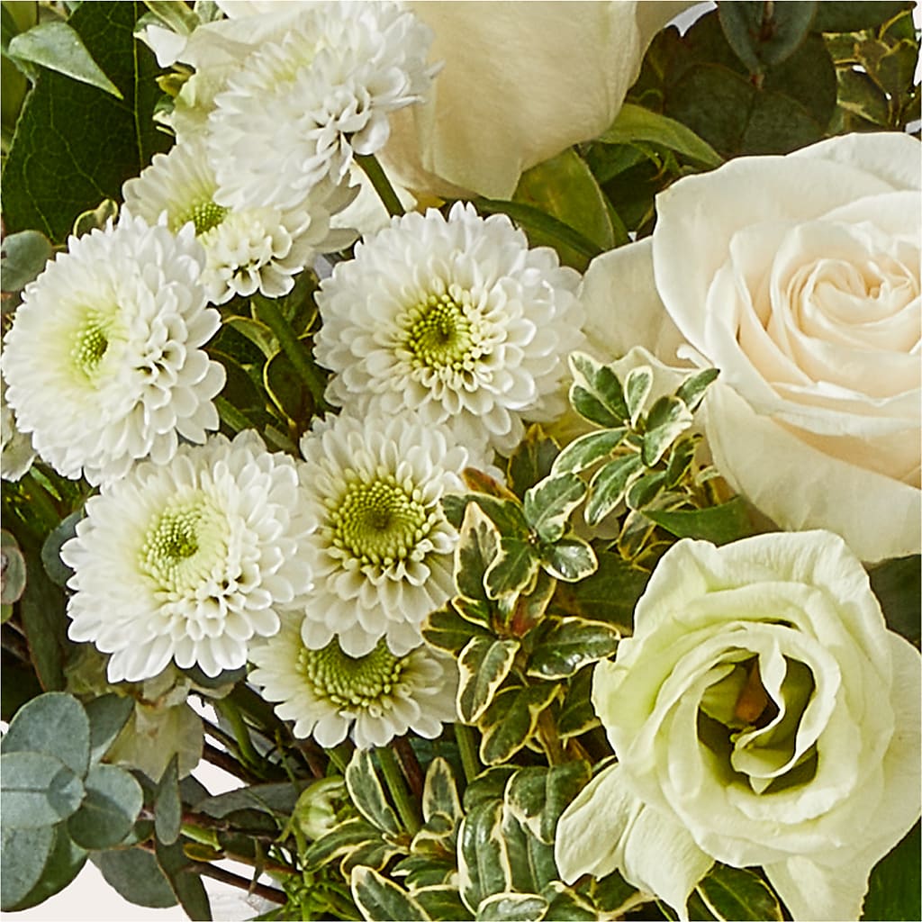 Cashmere Bouquet – MCKNIGHT'S FLOWERSHOPPE INC., Peterborough ON