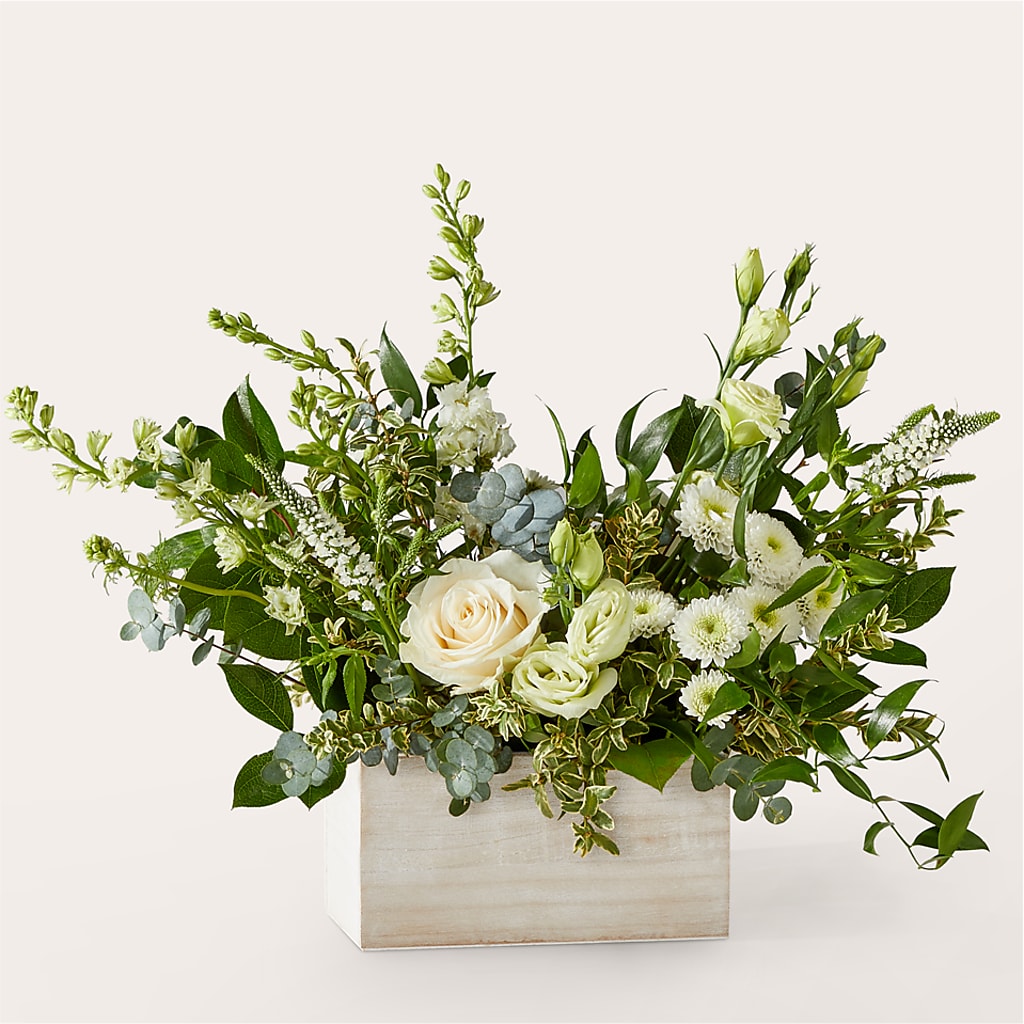 Cashmere Bouquet – MCKNIGHT'S FLOWERSHOPPE INC., Peterborough ON