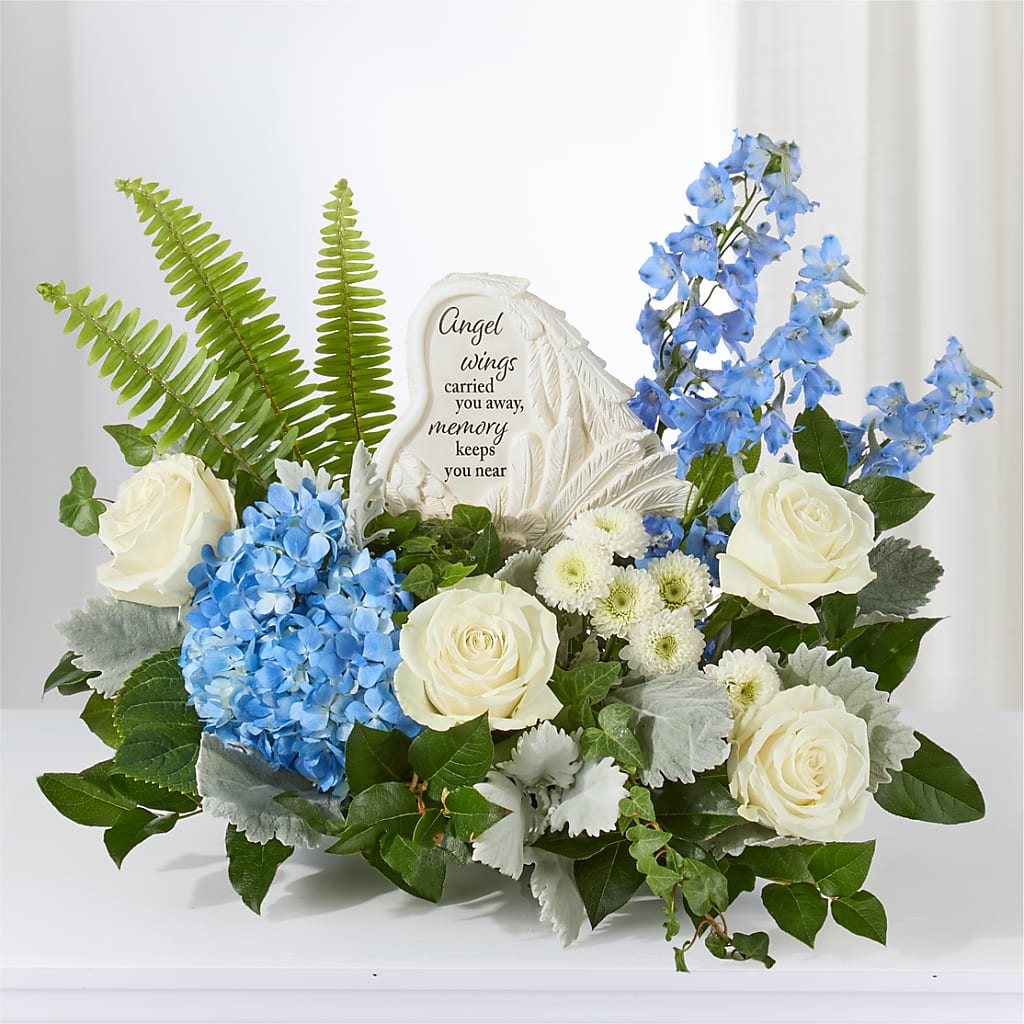 Dearest Arrangement – MCKNIGHT'S FLOWERSHOPPE INC., Peterborough ON