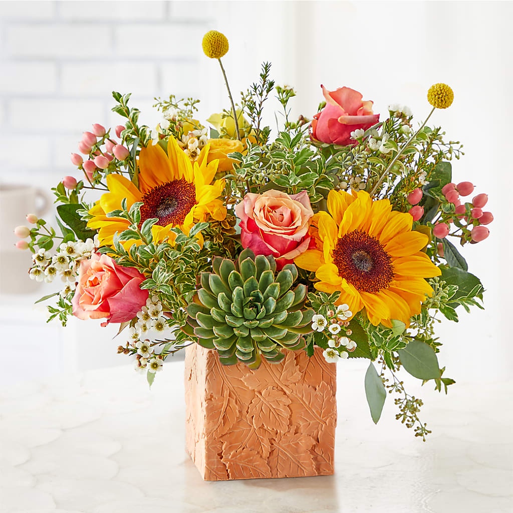 Sunflower Season Bouquet – MCKNIGHT'S FLOWERSHOPPE INC., Peterborough ON