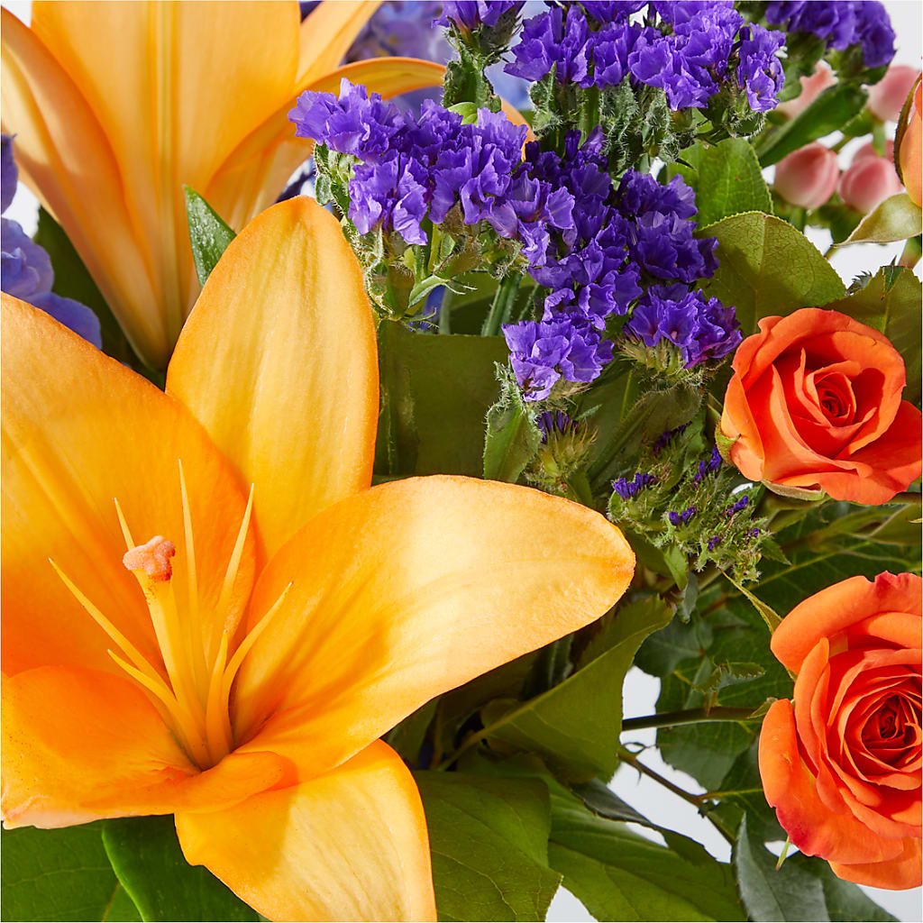 Radiant Citrus Bouquet – MCKNIGHT'S FLOWERSHOPPE INC., Peterborough ON