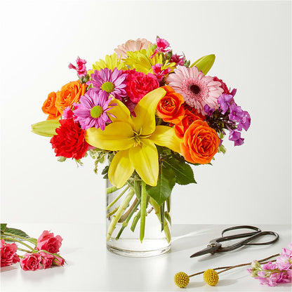 Cue the Confetti - A Florist Original – MCKNIGHT'S FLOWERSHOPPE INC., Peterborough ON