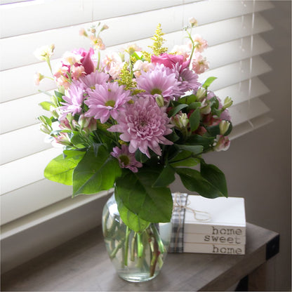Pastel Tradition - A Florist Original – MCKNIGHT'S FLOWERSHOPPE INC., Peterborough ON