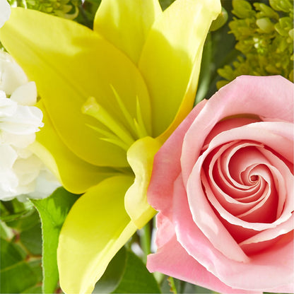 Garden Delight Bouquet – MCKNIGHT'S FLOWERSHOPPE INC., Peterborough ON