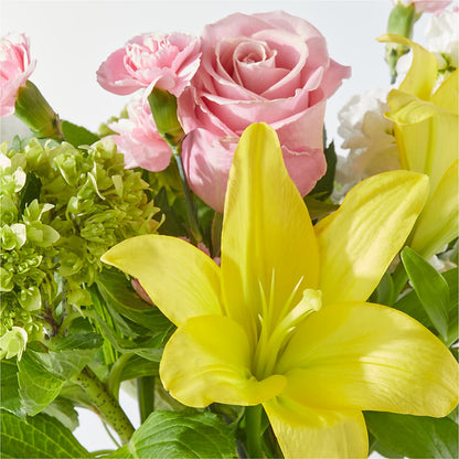 Garden Delight Bouquet – MCKNIGHT'S FLOWERSHOPPE INC., Peterborough ON