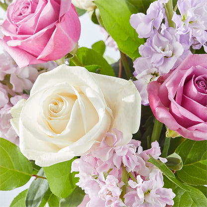 Springtime Spritz Bouquet – MCKNIGHT'S FLOWERSHOPPE INC., Peterborough ON