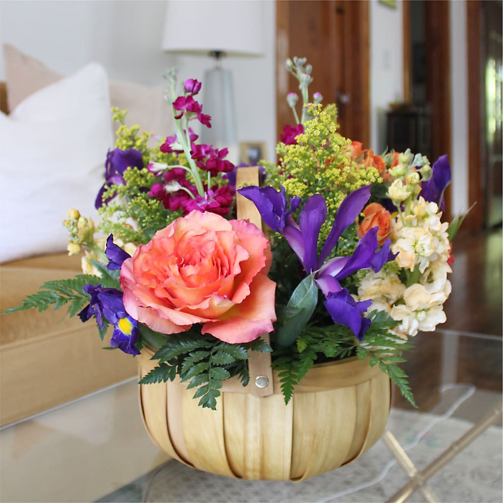 Garden of Life Basket – MCKNIGHT'S FLOWERSHOPPE INC., Peterborough ON