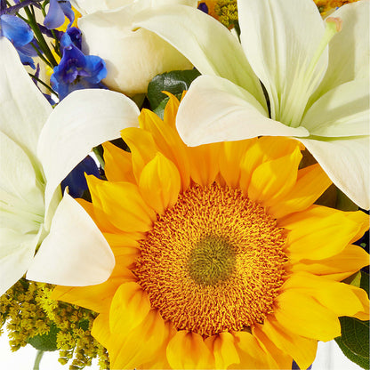 Stargazing Bouquet – MCKNIGHT'S FLOWERSHOPPE INC., Peterborough ON